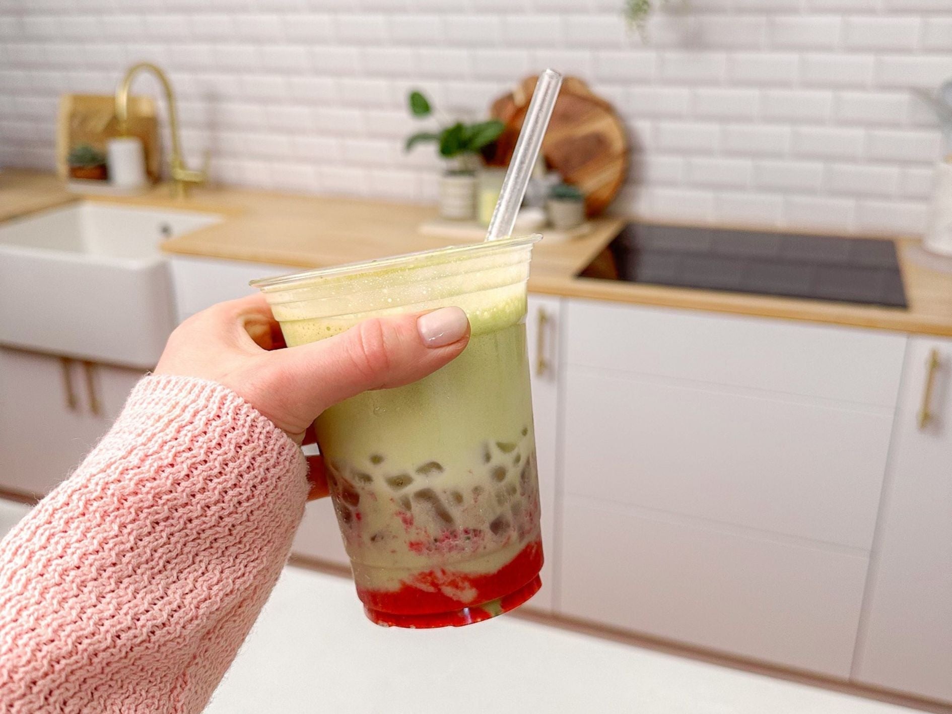 🍓 Strawberry Matcha Latte